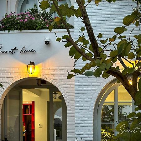 Secret House Boutique Hoi An Hotel Exterior photo